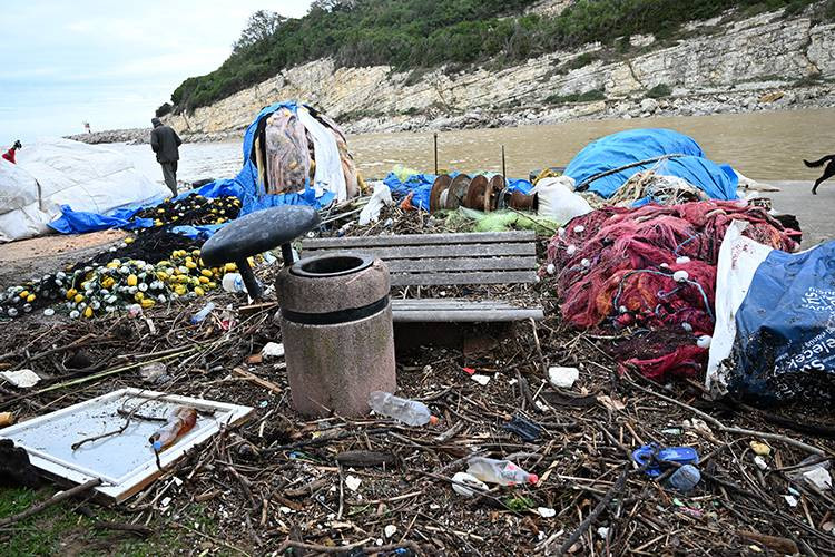 Şile’de hasar tespit ve temizlik çalışmaları yapılıyor - Resim: 26